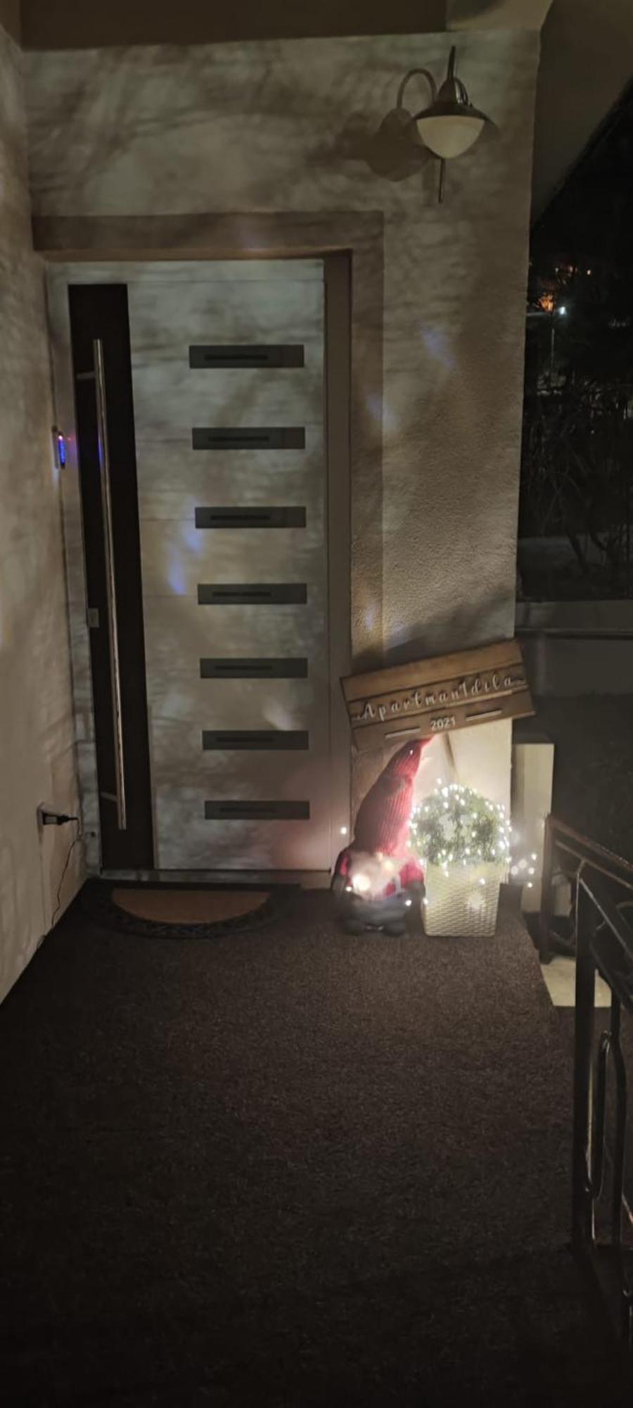 Kuca Vila Idila ヴルシャツ エクステリア 写真